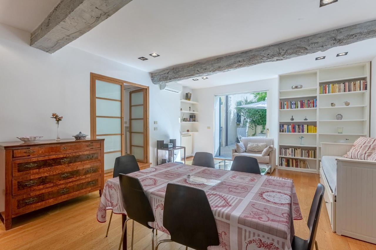 Pleasant Central Apartment With Garden Bolonya Dış mekan fotoğraf