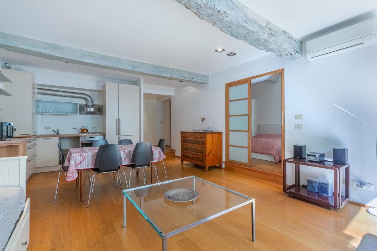 Pleasant Central Apartment With Garden Bolonya Dış mekan fotoğraf