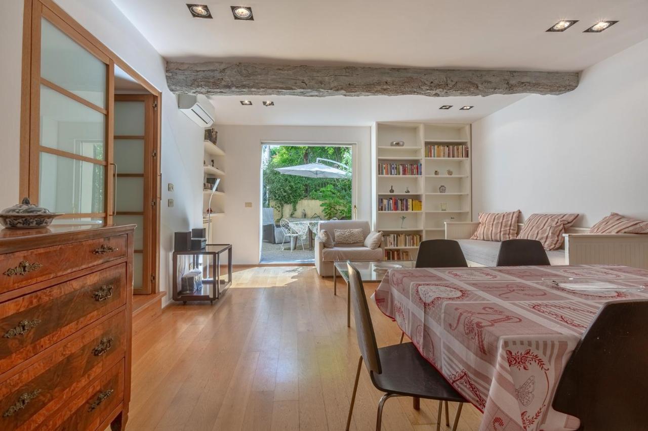 Pleasant Central Apartment With Garden Bolonya Dış mekan fotoğraf